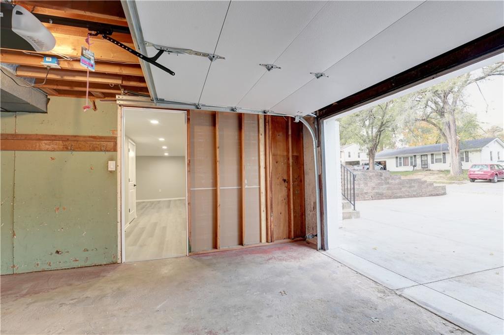 Homes for Sale in Kansas City, MO 64117 | 5221 NE 39th Street