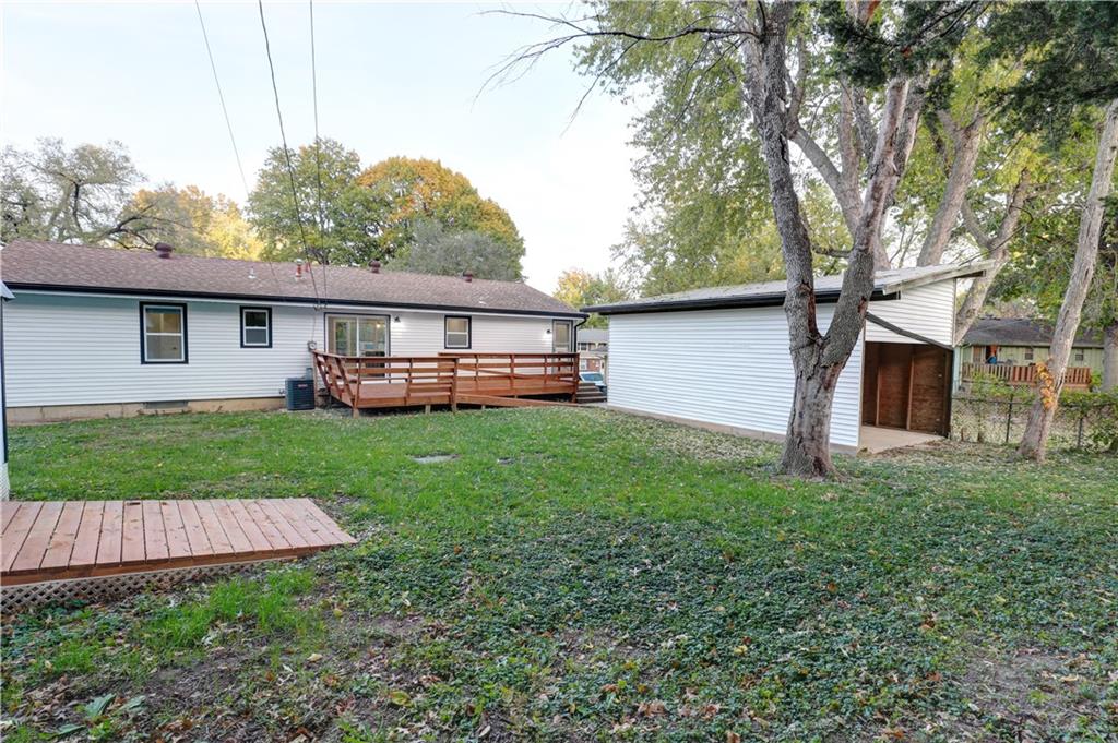 Homes for Sale in Kansas City, MO 64117 | 5221 NE 39th Street