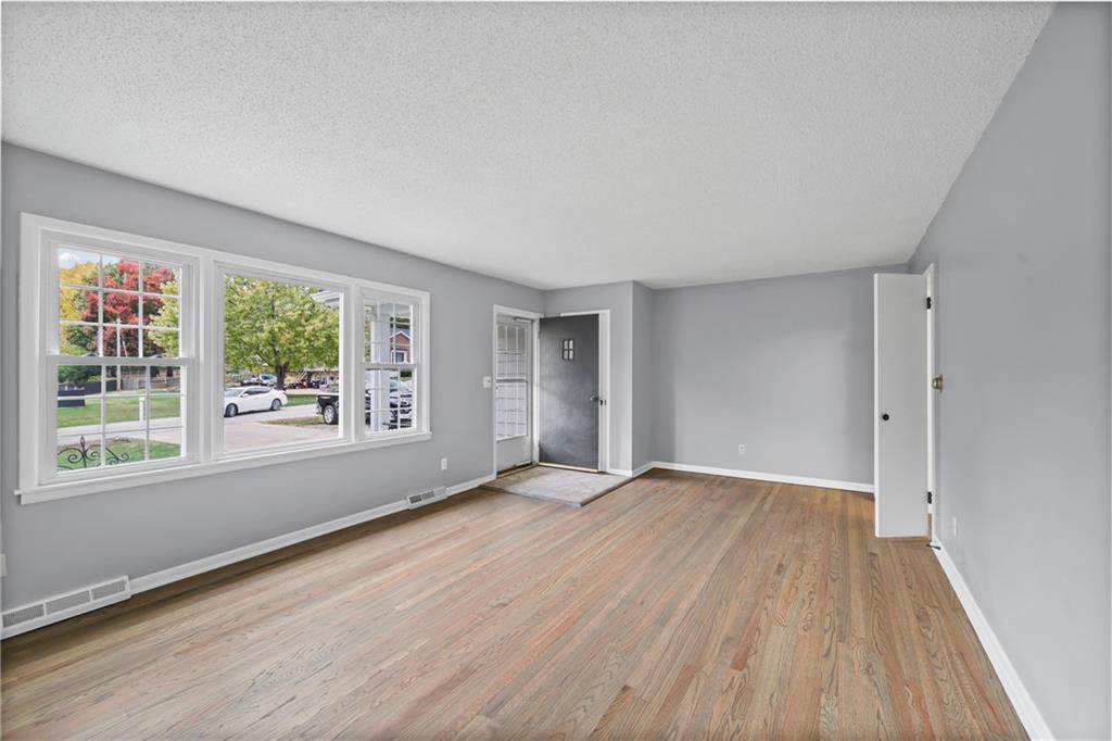 Homes for Sale in Kansas City, MO 64155 | 10701 N Main Street