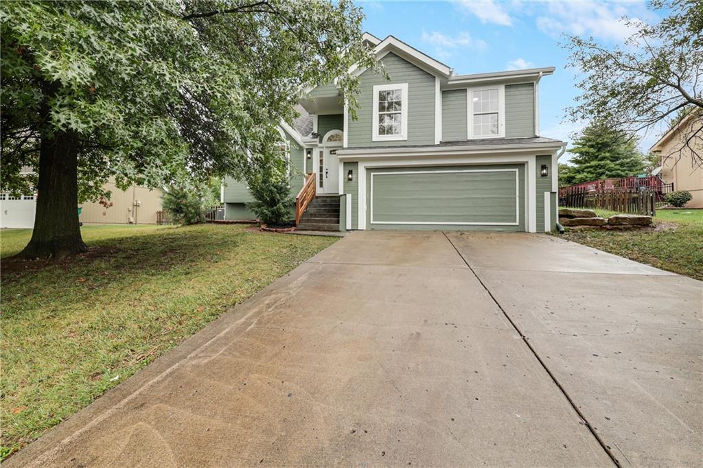 Homes for Sale in Platte City, MO 64079 | 13420  Timber Park Drive