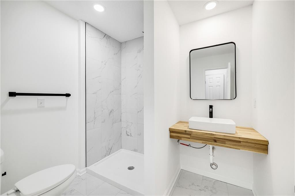 Homes for Sale in Platte City, MO 64079 | 13420  Timber Park Drive