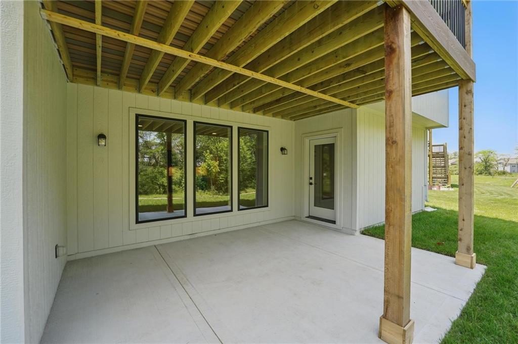 Homes for Sale in Kansas City, MO 64155 | 1406 NW 106th Terrace