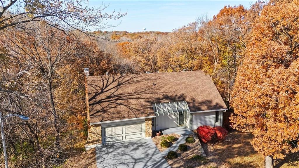 Homes for Sale in Parkville, MO 64152 | 6532 NW Melody Court