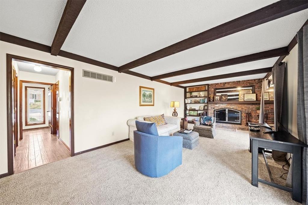 Homes for Sale in Parkville, MO 64152 | 6532 NW Melody Court