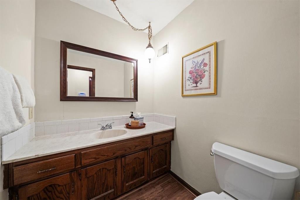 Homes for Sale in Parkville, MO 64152 | 6532 NW Melody Court