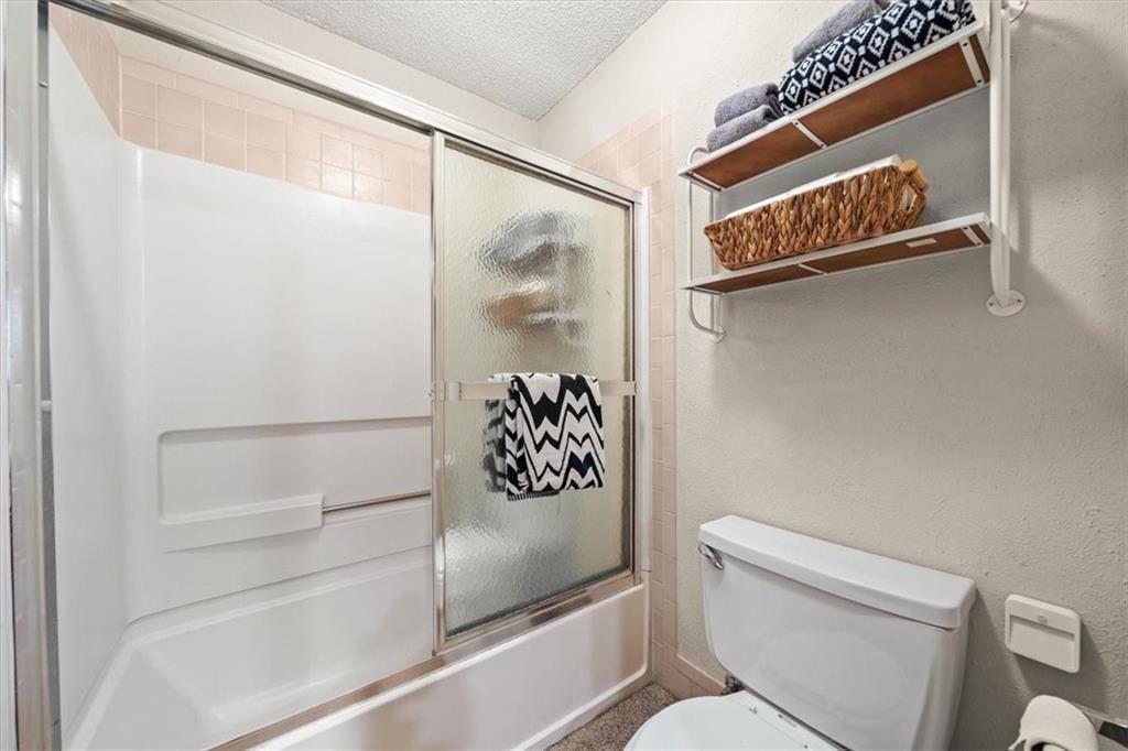 Homes for Sale in Parkville, MO 64152 | 6532 NW Melody Court