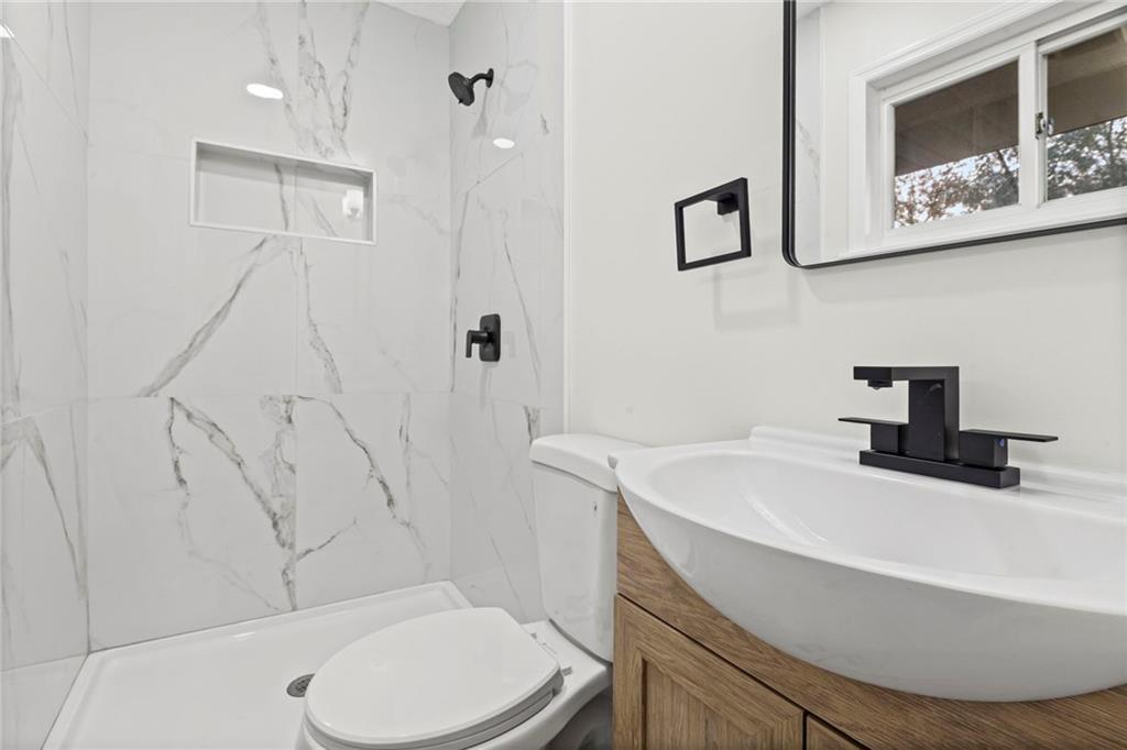 Homes for Sale in Kansas City, MO 64119 | 5309 N Mersington Avenue