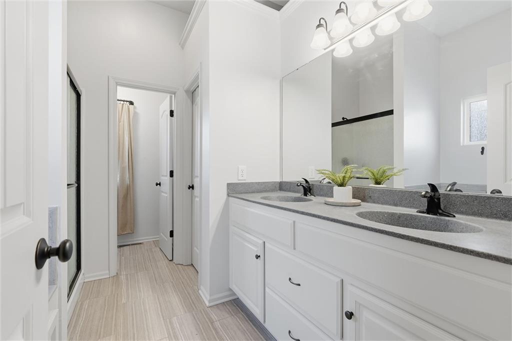 Homes for Sale in Kansas City, MO 64156 | 10020 N Lawn Avenue