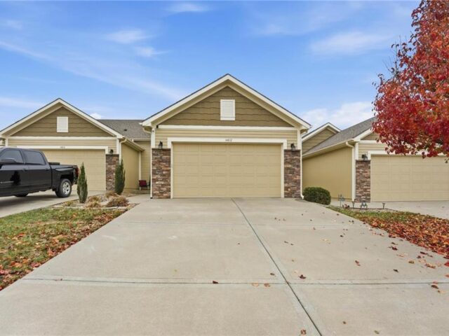 Homes for Sale in Smithville, MO 64089 | 14812  Ashmont Lane