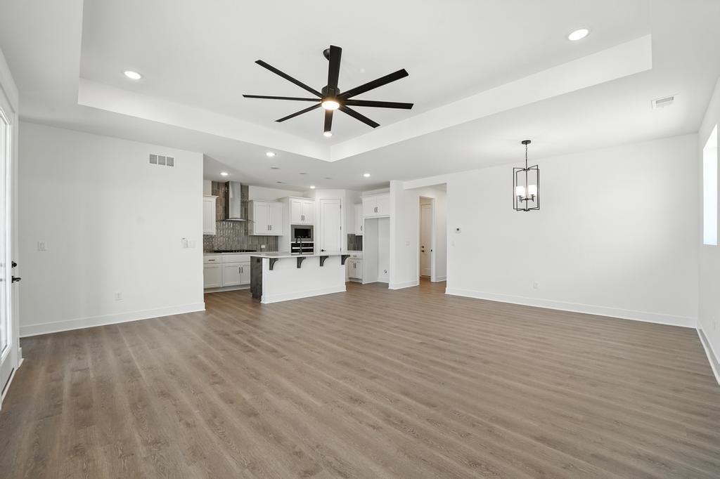 Homes for Sale in Kansas City, MO 64155 | 1611 NW 105th Terrace