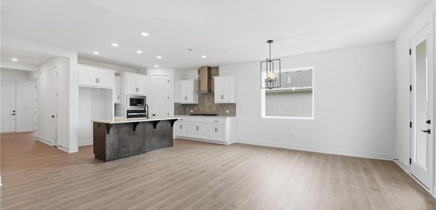 Homes for Sale in Kansas City, MO 64155 | 1701 NW 105th Terrace