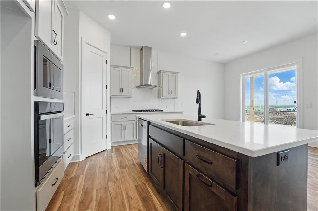 Homes for Sale in Kansas City, MO 64155 | 1615 NW 105th Terrace