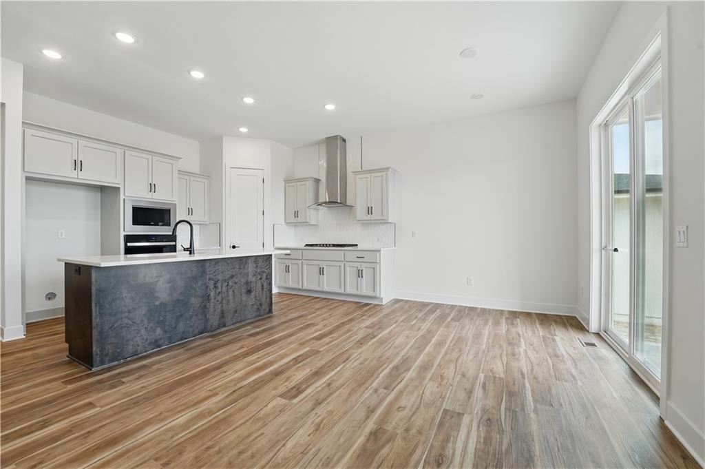 Homes for Sale in Kansas City, MO 64155 | 1615 NW 105th Terrace