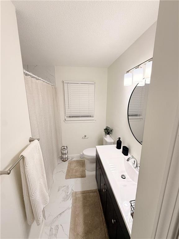 Homes for Sale in Kansas City, MO 64118 | 301 NW 81st Street