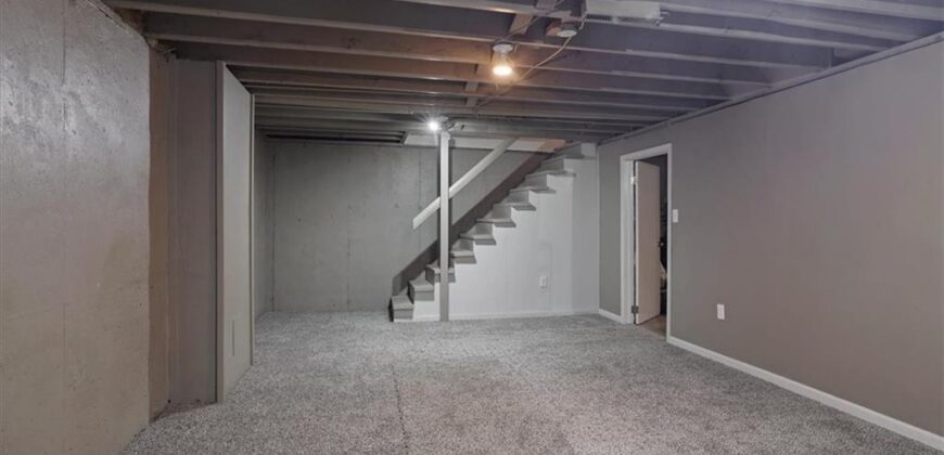 Homes for Sale in Kansas City, MO 64155 | 520 NW 88th Terrace