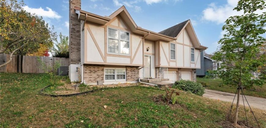 Homes for Sale in Pleasant Valley, MO 64068 | 6807  T Gabbert Drive