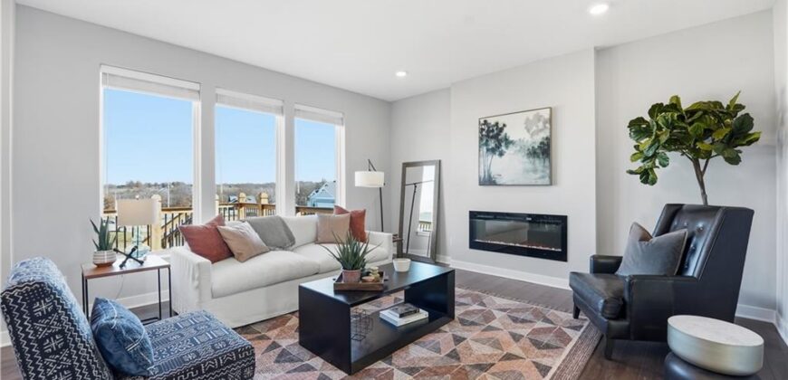 Homes for Sale in Kansas City, MO 64157 | 11115 N Glenwood Avenue