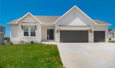 Homes for Sale in Kearney, MO 64060 | 1102  Noah Lane