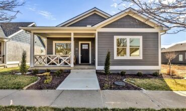 Homes for Sale in Kansas City, MO 64158 | 8137 N Farley Avenue