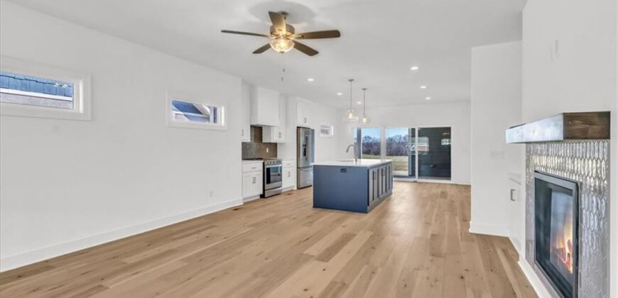 Homes for Sale in Kansas City, MO 64158 | 8137 N Farley Avenue