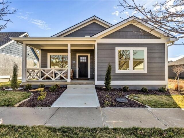 Homes for Sale in Kansas City, MO 64158 | 8137 N Farley Avenue