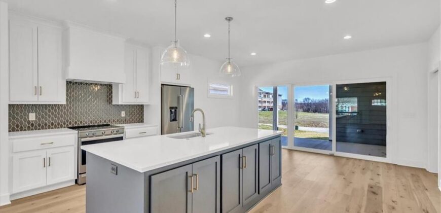 Homes for Sale in Kansas City, MO 64158 | 8137 N Farley Avenue