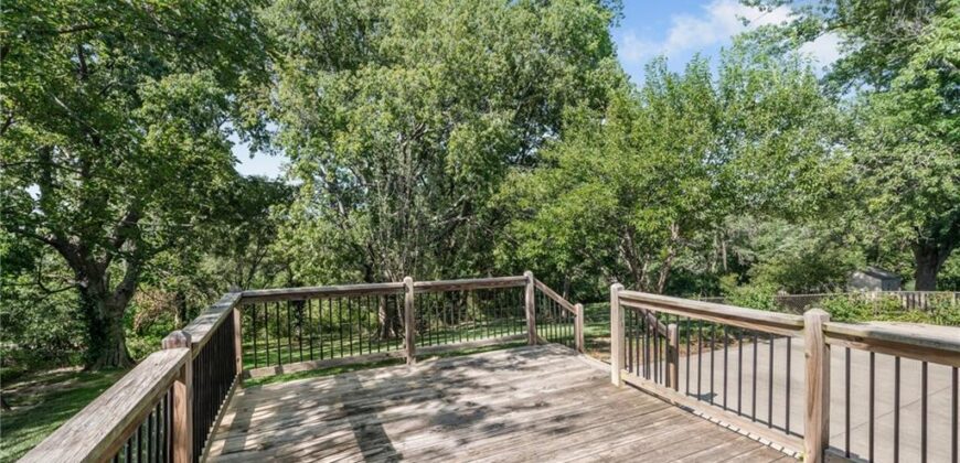 Homes for Sale in Platte City, MO 64079 | 38  Hillcrest Drive