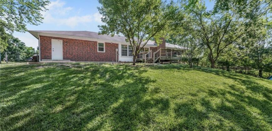 Homes for Sale in Platte City, MO 64079 | 38  Hillcrest Drive