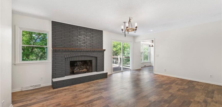 Homes for Sale in Platte City, MO 64079 | 38  Hillcrest Drive