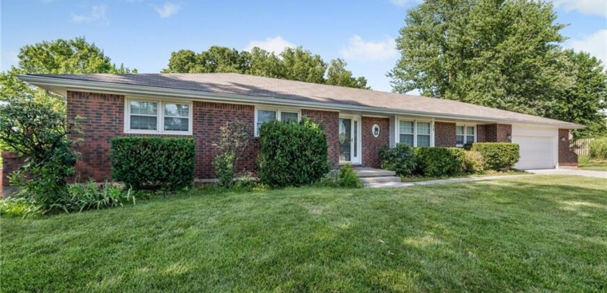 Homes for Sale in Platte City, MO 64079 | 38  Hillcrest Drive