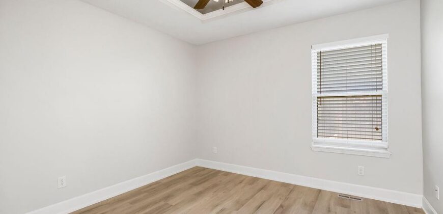 Homes for Sale in Smithville, MO 64089 | 18406  Rock Ridge North