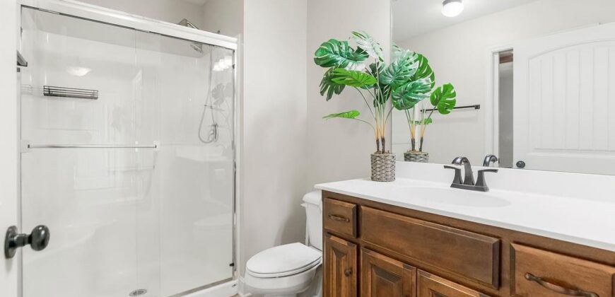 Homes for Sale in Smithville, MO 64089 | 18406  Rock Ridge North