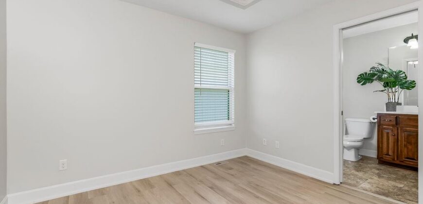 Homes for Sale in Smithville, MO 64089 | 18406  Rock Ridge North