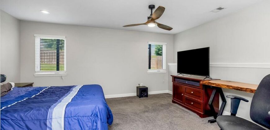 Homes for Sale in Smithville, MO 64089 | 18406  Rock Ridge North