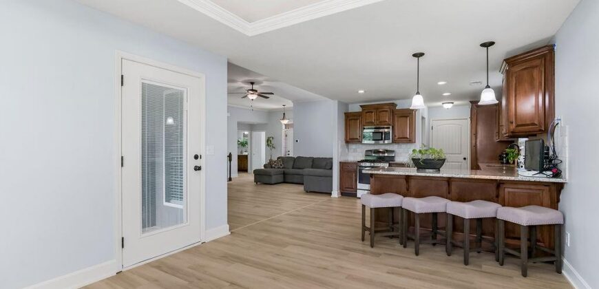 Homes for Sale in Smithville, MO 64089 | 18406  Rock Ridge North