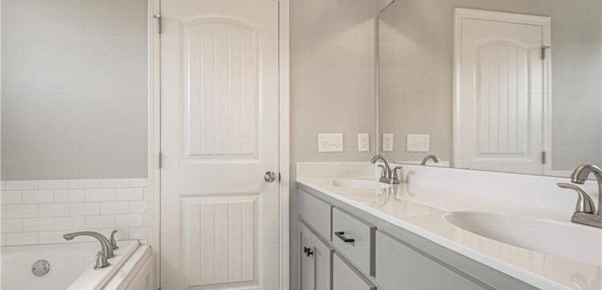 Homes for Sale in Kansas City, MO 64156 | 6110 NE 118th Street