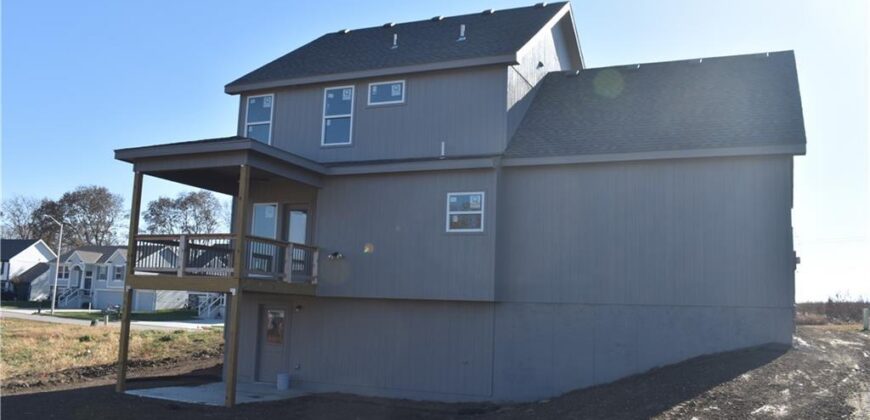 Homes for Sale in Kansas City, MO 64156 | 6110 NE 118th Street