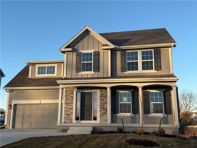 Homes for Sale in Kansas City, MO 64156 | 6110 NE 118th Street