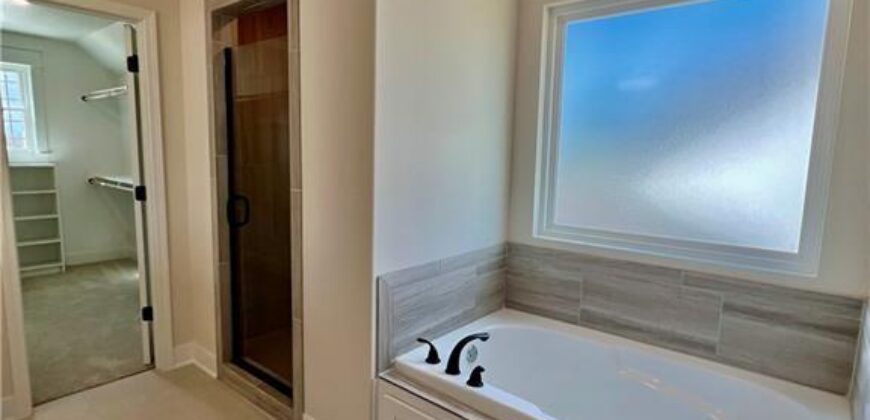 Homes for Sale in Liberty, MO 64068 | 1929  Longview Drive