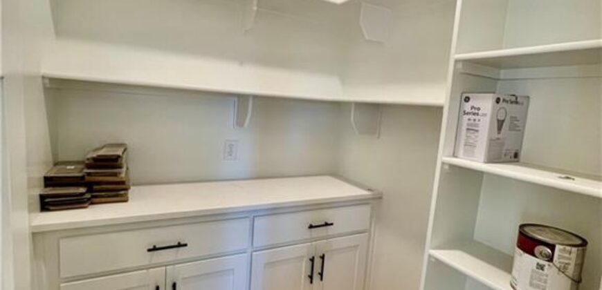 Homes for Sale in Liberty, MO 64068 | 1929  Longview Drive