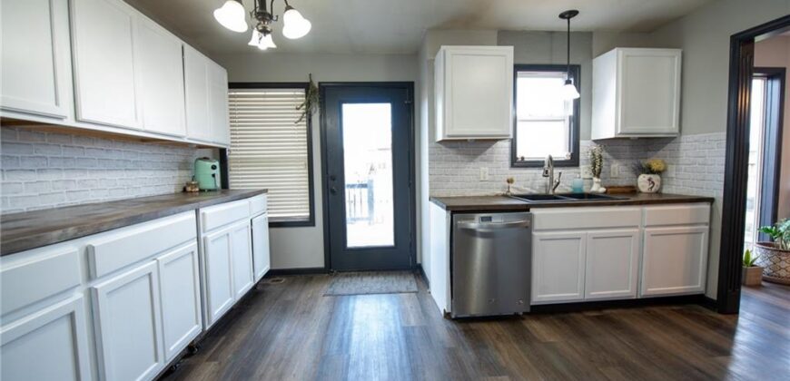 Homes for Sale in Kearney, MO 64060 | 1818  Lauren Lane