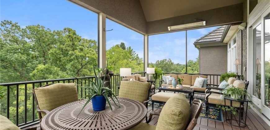 Homes for Sale in Parkville, MO 64152 | 6325  Edgewater Drive