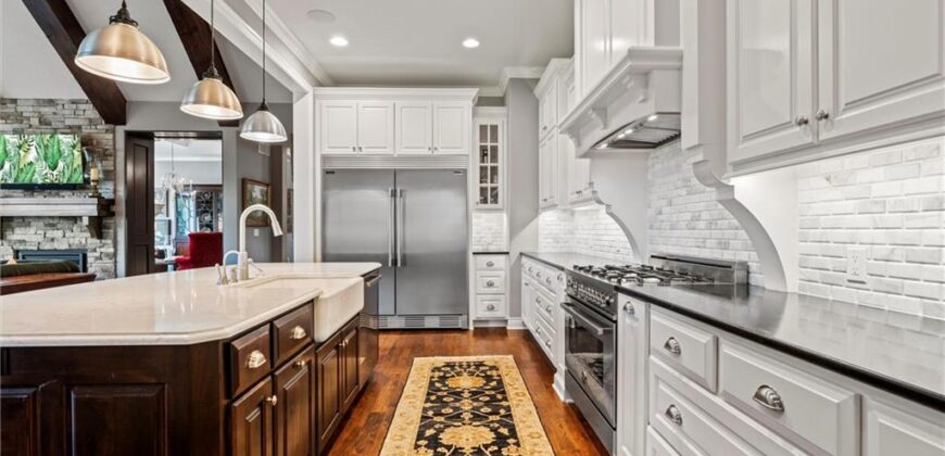 Homes for Sale in Parkville, MO 64152 | 6325  Edgewater Drive