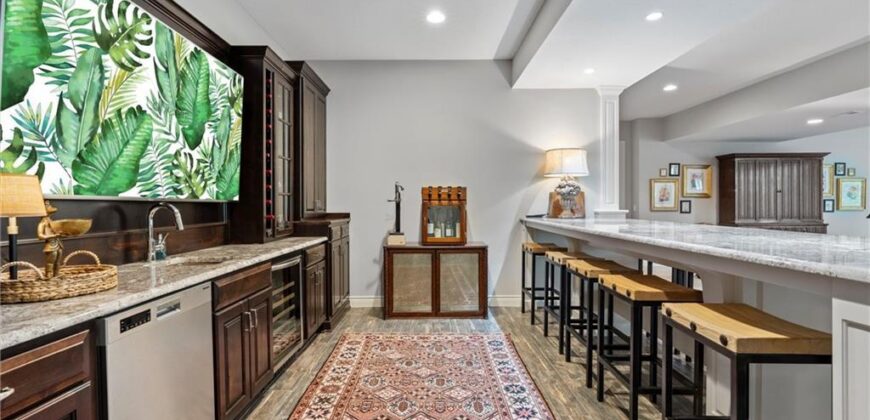 Homes for Sale in Parkville, MO 64152 | 6325  Edgewater Drive