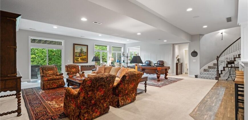 Homes for Sale in Parkville, MO 64152 | 6325  Edgewater Drive