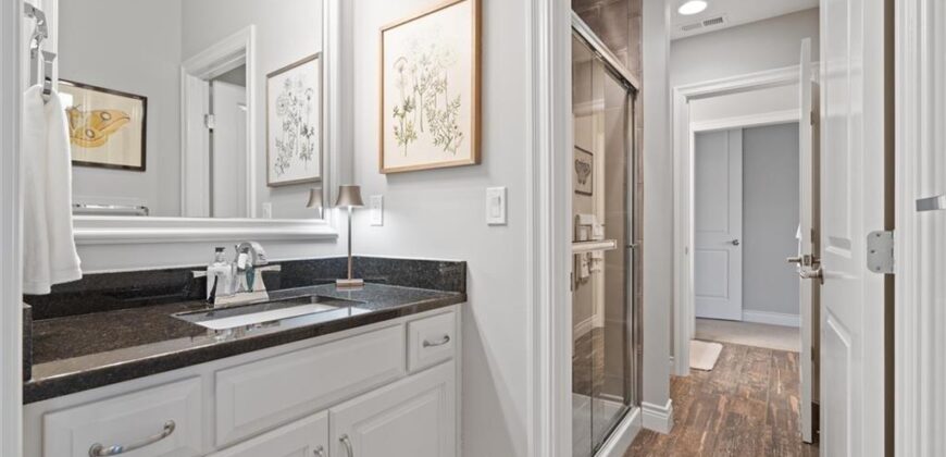 Homes for Sale in Parkville, MO 64152 | 6325  Edgewater Drive