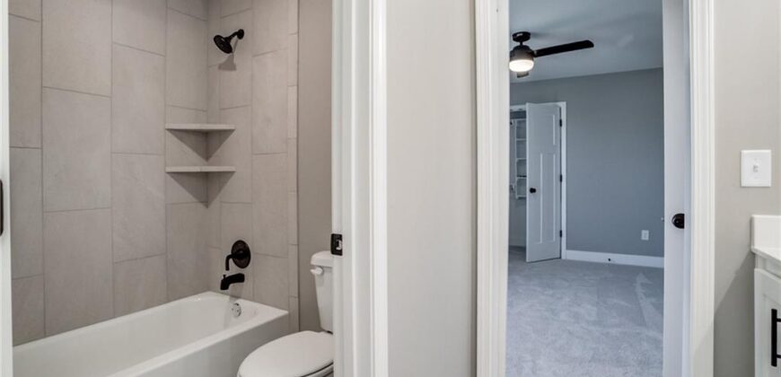 Homes for Sale in Liberty, MO 64068 | 2189  Heritage Court