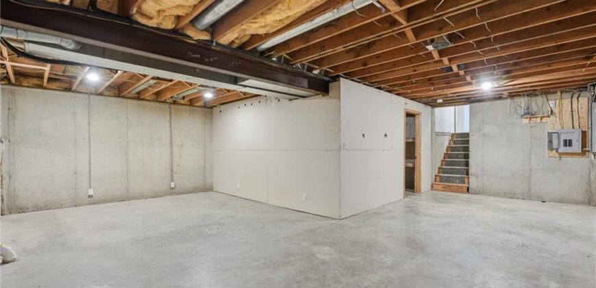 Homes for Sale in Kansas City, MO 64155 | 11018 N Kenwood Avenue