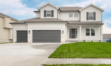 Homes for Sale in Kansas City, MO 64156 | 11821 N Wheeling Avenue