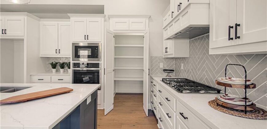 Homes for Sale in Platte City, MO 64079 | 12435  Appaloosa Street